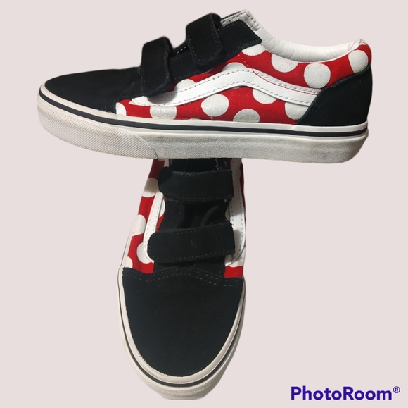Vans x Disney Minnie Mouse Sneakers - Picture 2 of 6